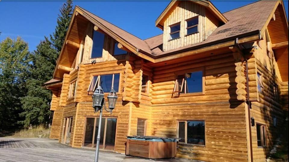 Wettstone Guest Ranch Bed and Breakfast Bridge Lake Værelse billede